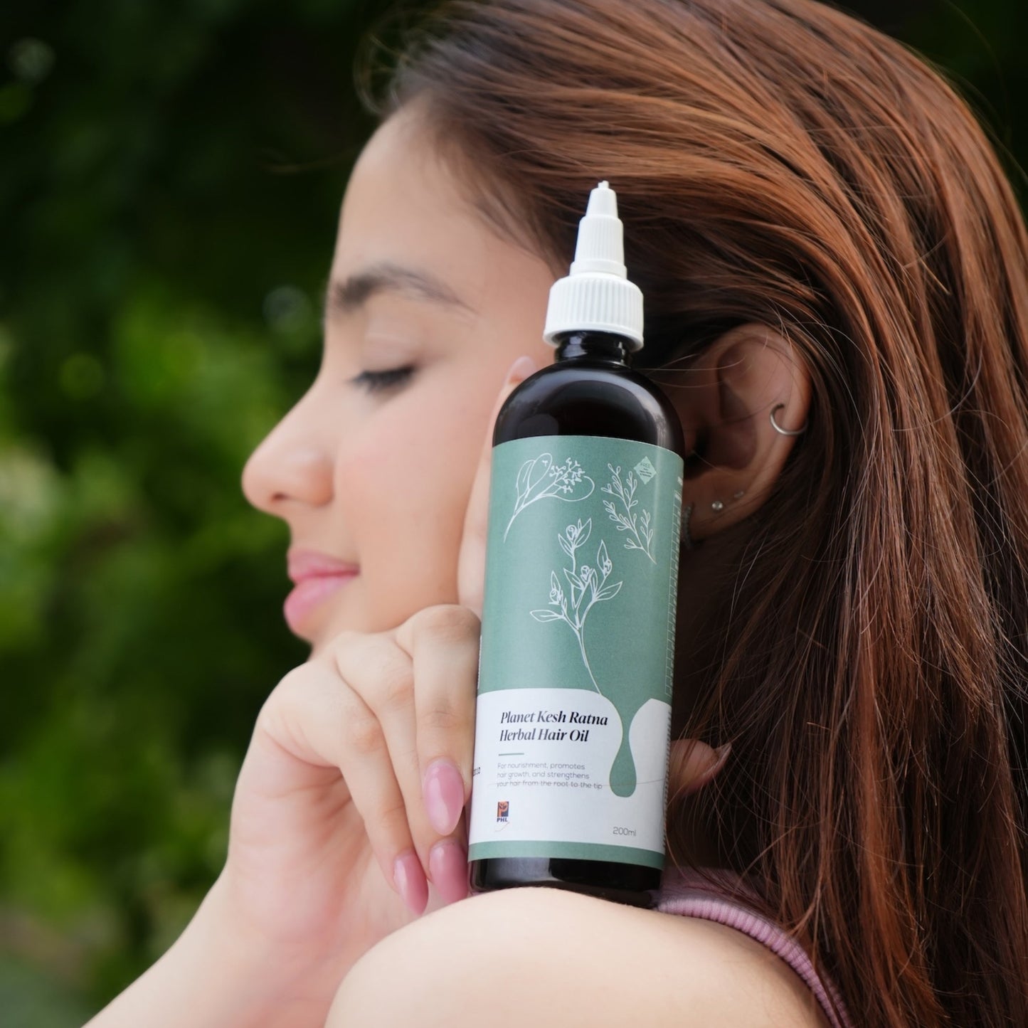 herbal hair growth oil India with ayurvedic ingredients for scalp care